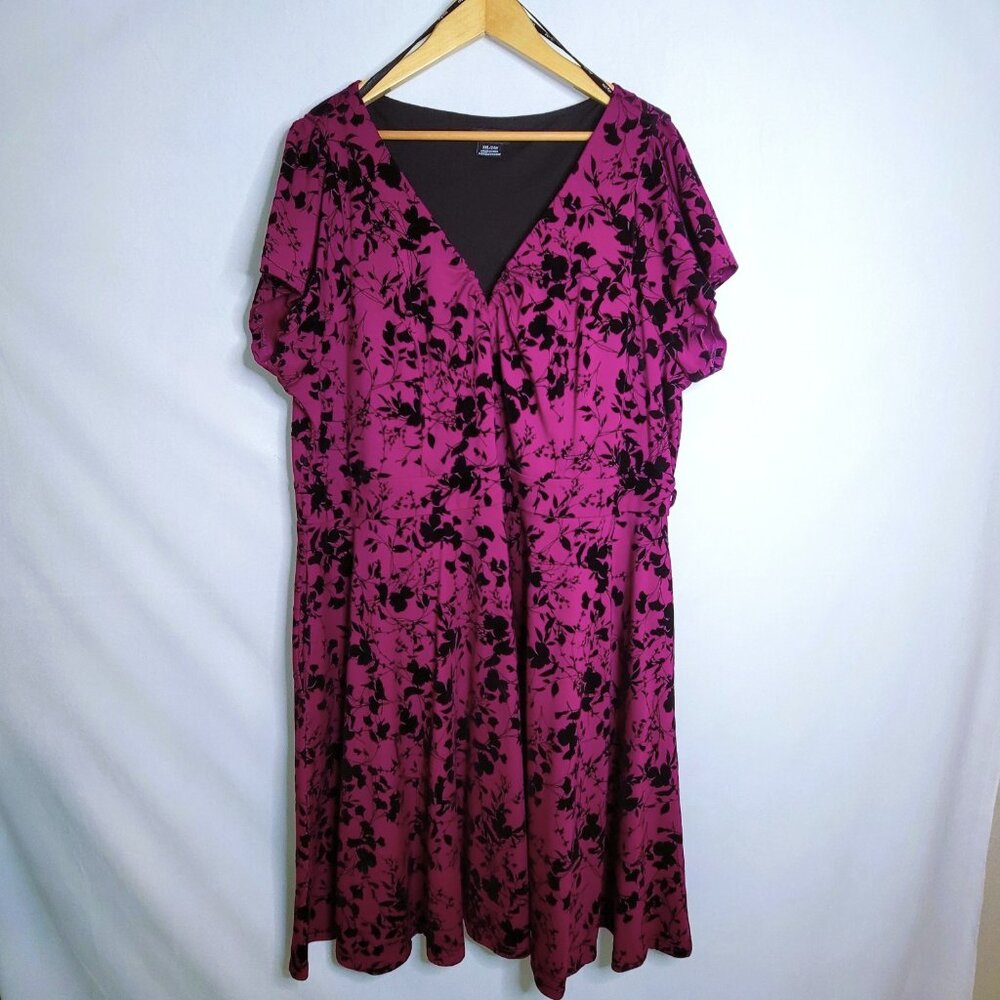 City Chic Cocktail Dress Womans 24W Fuchsia with Black Velvet Accents No Belt